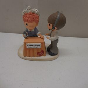 Precious Moments® "Vitameatavegamin To Great Friendship" Figurine – I Love Lucy™